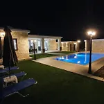 Yermanina Villa Geroskipou