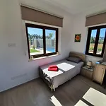 Yermanina Villa *
