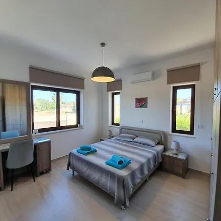 Yermanina Villa Geroskipou