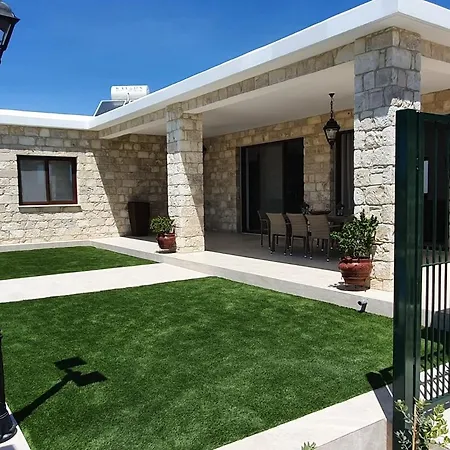 Villa Yermanina Geroskipou