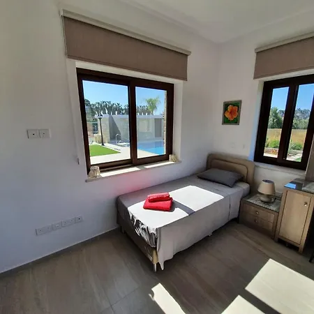 Yermanina Villa *